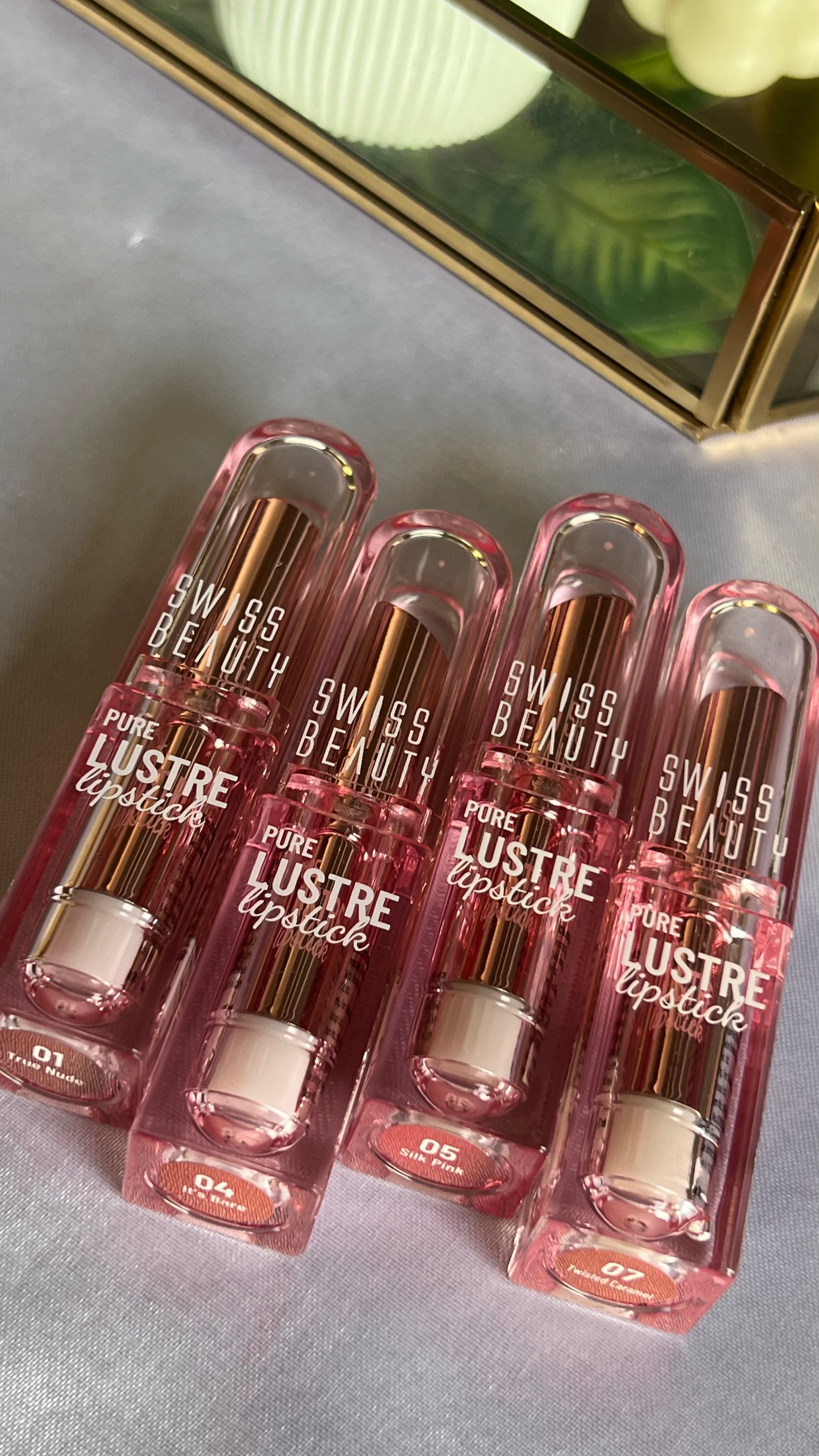 Swiss Beauty Pure Lustre High Shine Lipstick